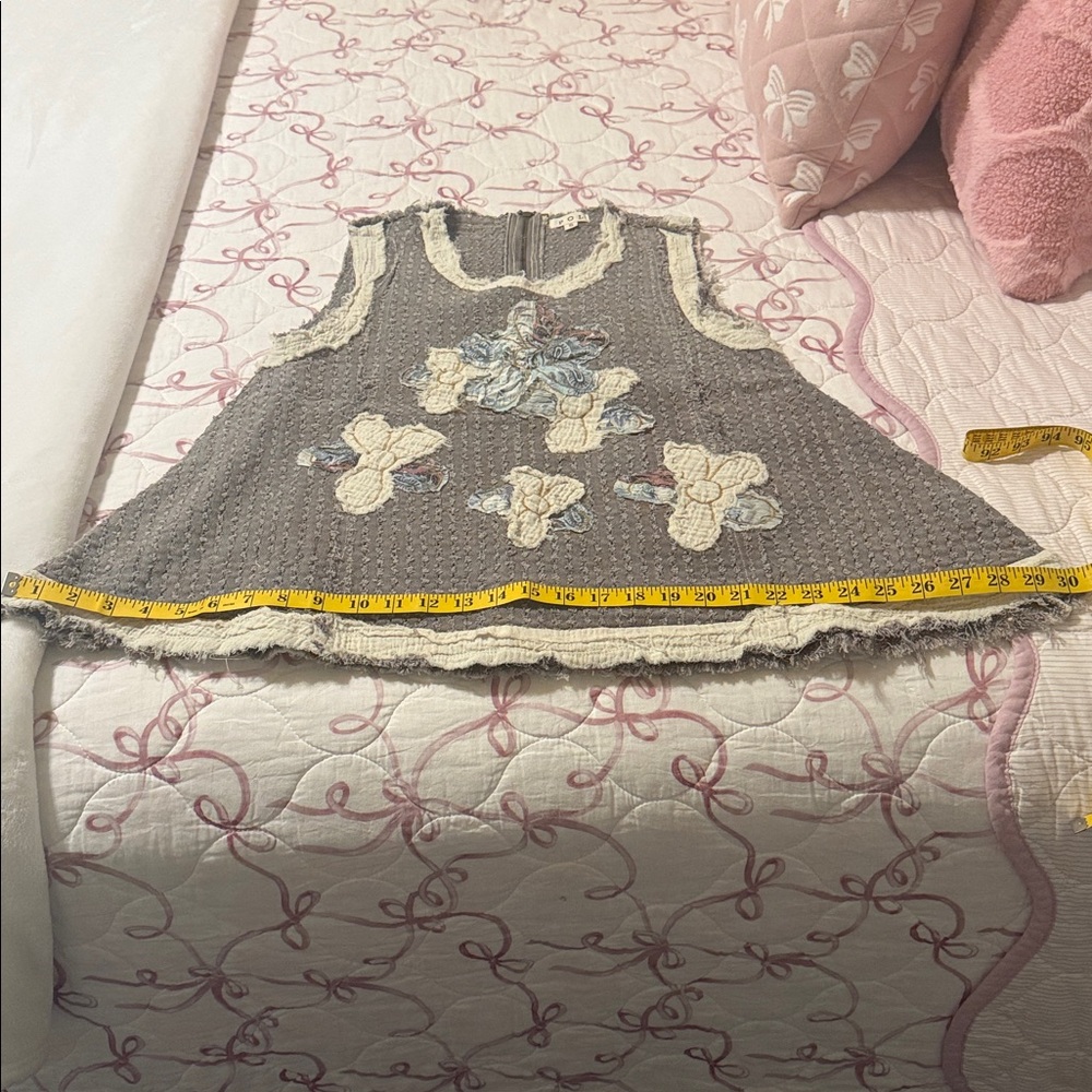POL Charcoal Tank with Cream and Blue Floral Design - Picture 12 of 12